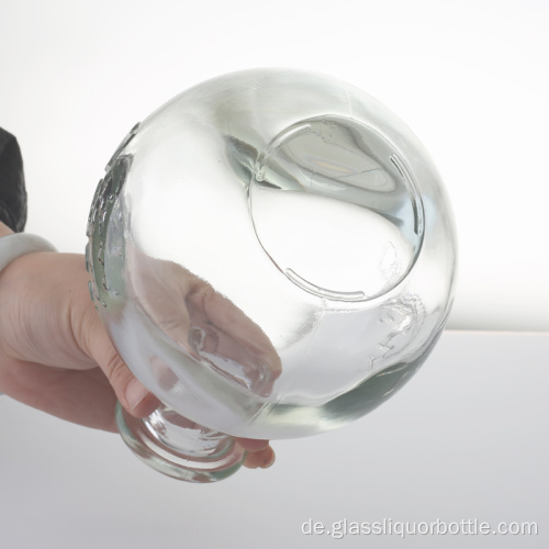 Glasgeistflaschen mit Kappen